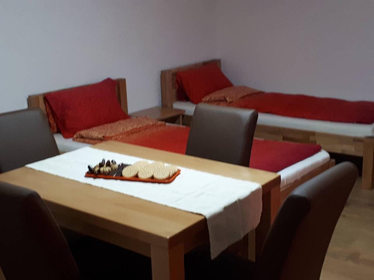 Apartmani Tajra Visoko Exterior foto